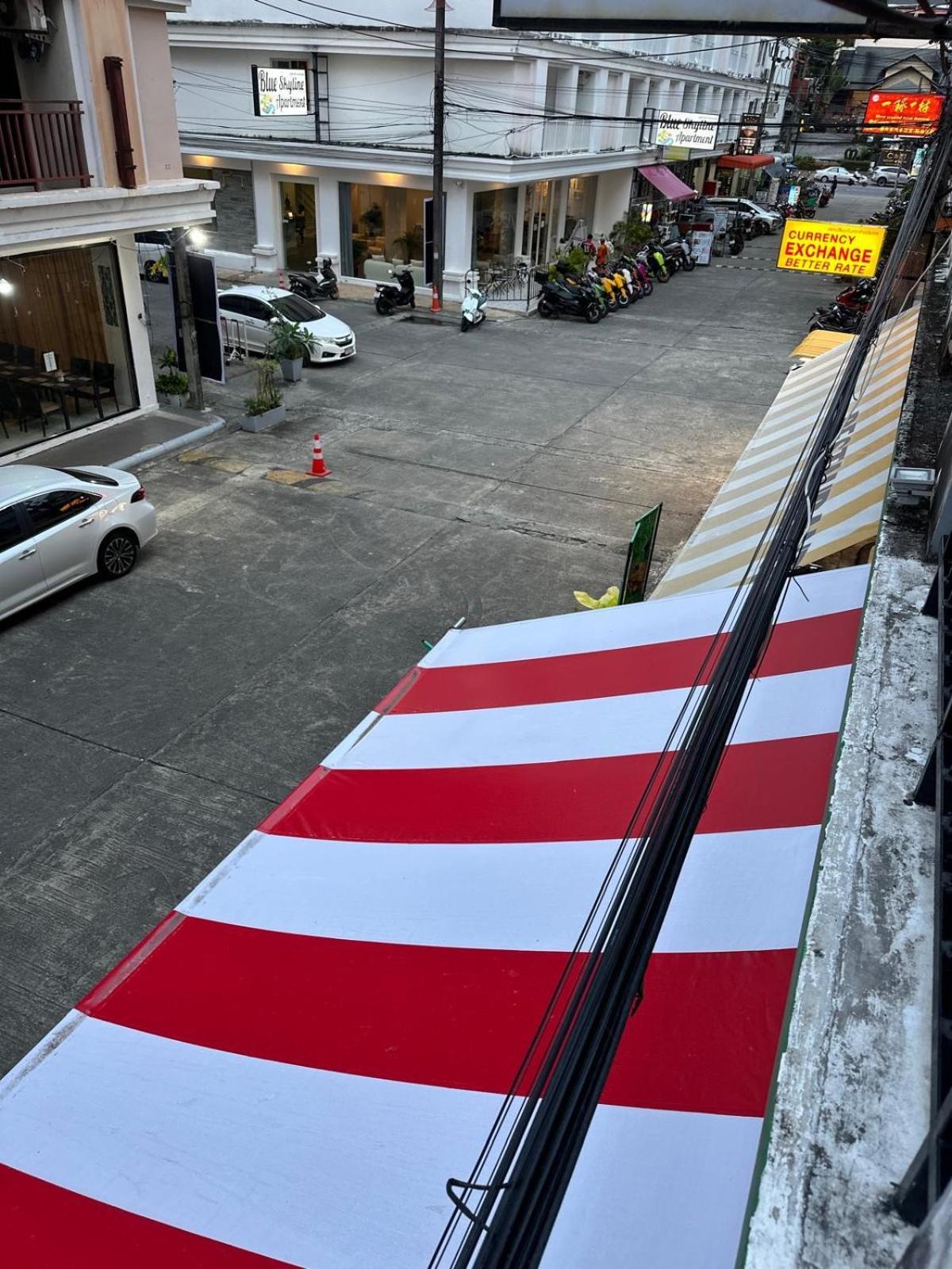 Central Perk Hotel Patong 外观 照片